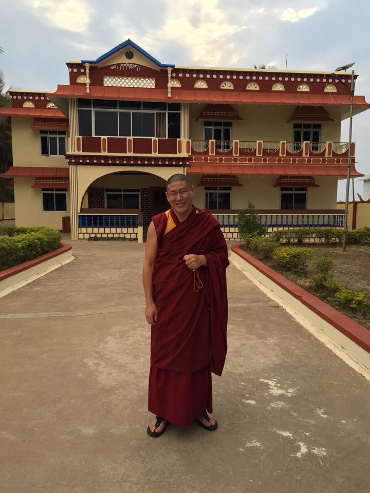 Enseñanzas del Ven. Gajang Gazi Rinpoche - Centro de estudios del Budismo Tibetano GhePelLing Canarias - Meditación Tenerife 2.jpg